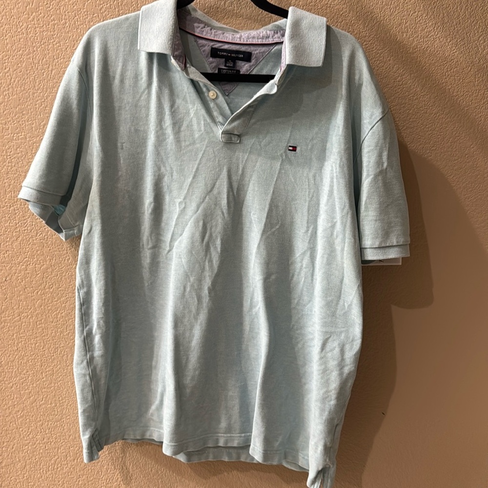 Tommy Hilfiger Men’s XL Short Sleeve Shirt